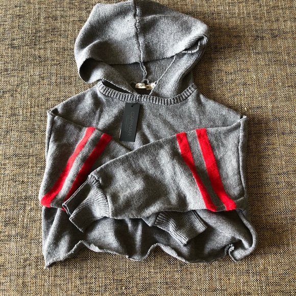 LF STORES • TOP - Picture 5 of 7